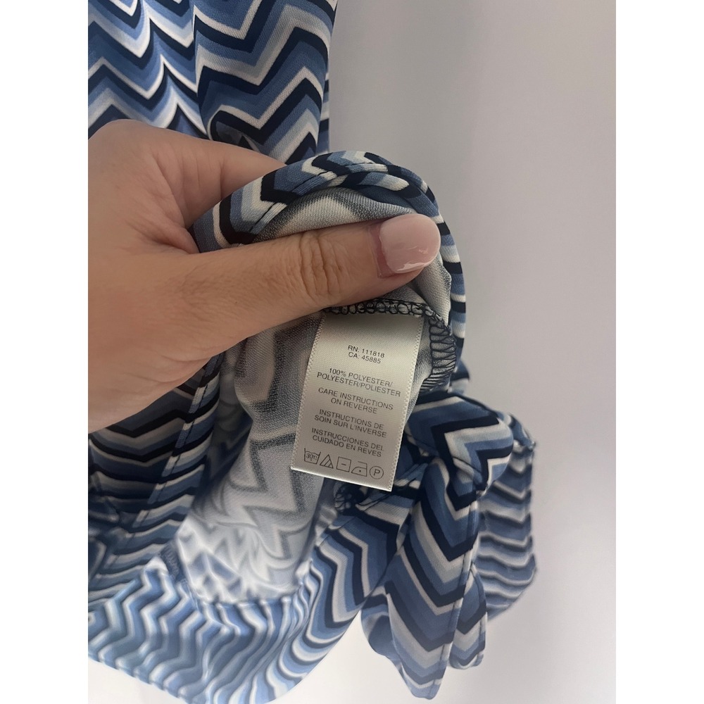 Michael by Michael Kors Blue Chevron Halter Tie Waist Top Sz Medium Boho Resort - Picture 3 of 7